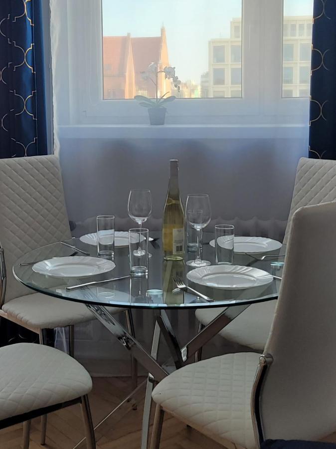 Lovely Flat In Heart Of Apartment *